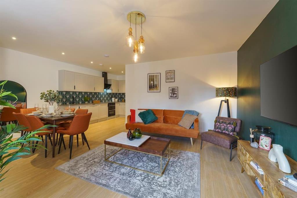 Lilyturf - 2 Bedroom Luxury Apartment By Mint Stays Bristol Dış mekan fotoğraf